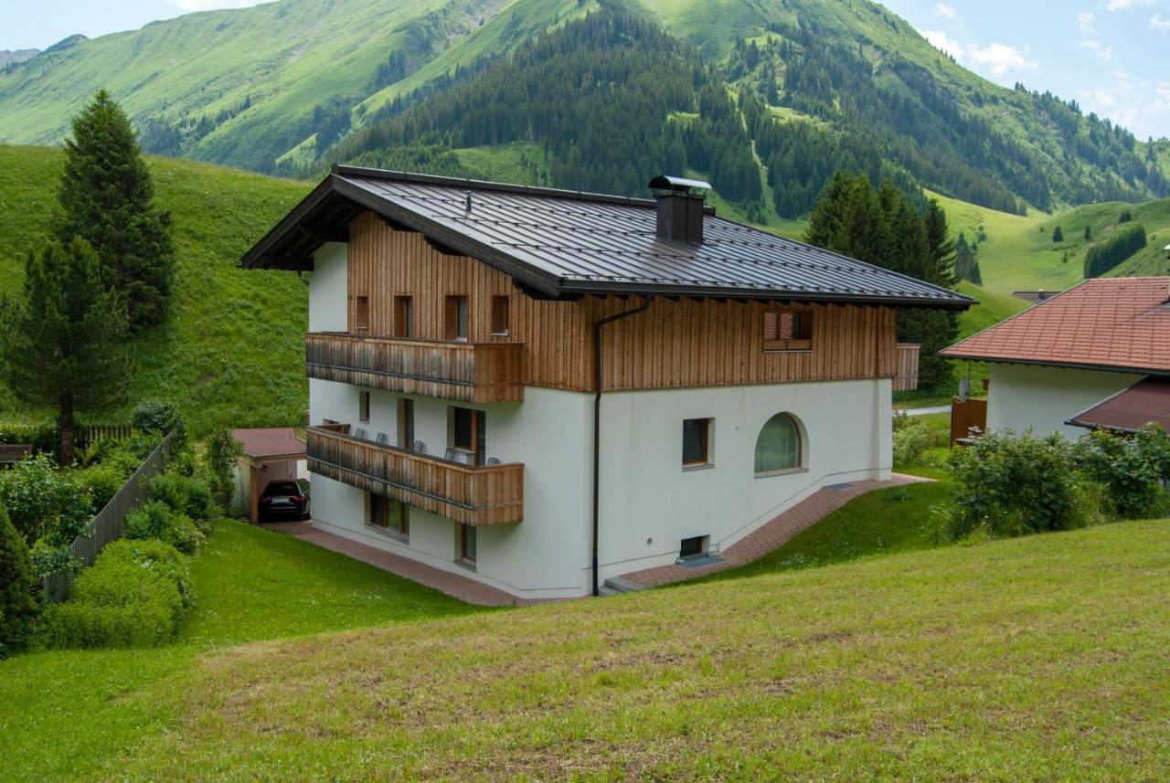 Alpchalet Tirol Berwang Luaran gambar